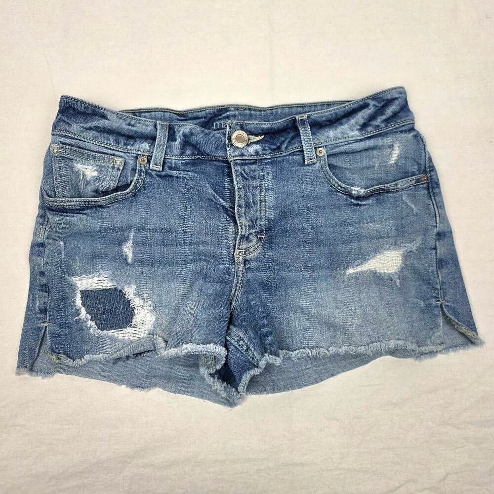 Maurices Distressed Button Fly Denim Shorts Womens 7/8 Raw Hem